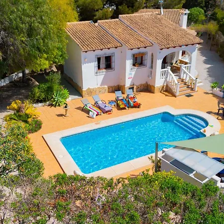 Michele - Plusholidays Villa Calpe